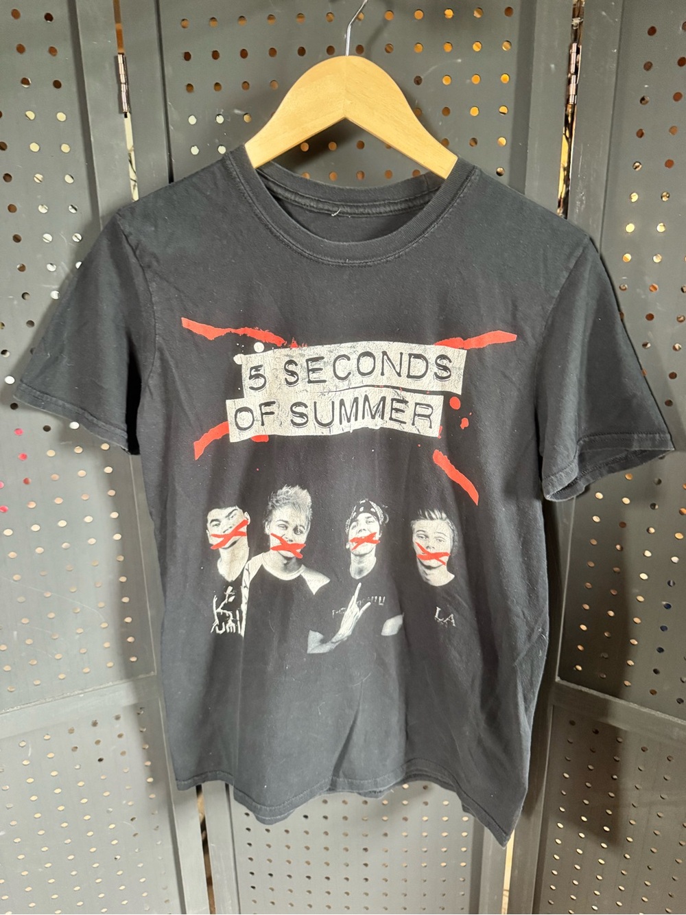 5 Seconds Of Summer Black Graphic Tee with Red Accents